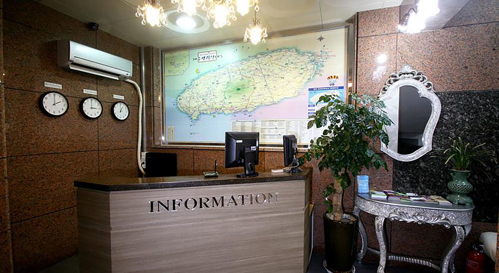 Hy Choi Hostel Seogwipo Exterior foto